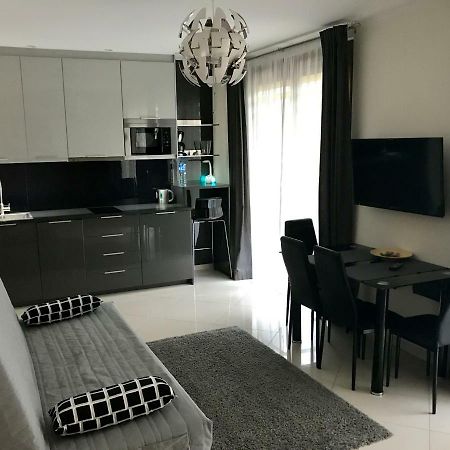 ורשה Moko Apartment Parking W Cenie מראה חיצוני תמונה